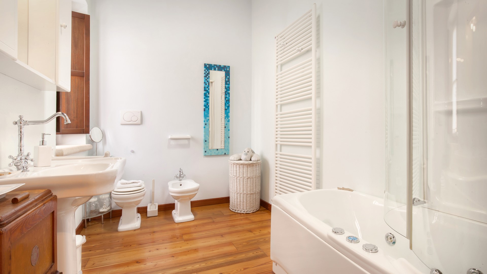 Il Giardino di Sibilia | Elegant Veneto Villa with Pool, Gardens and Stone Cellar Cantina - Photo 44