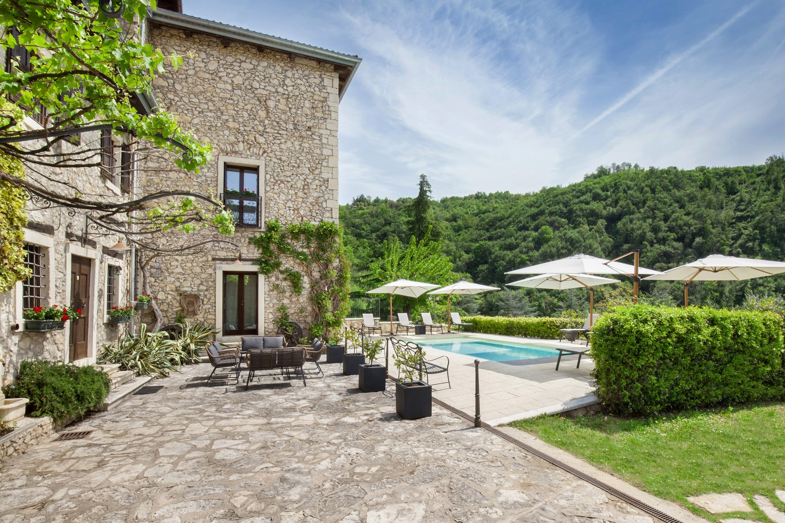 Il Giardino di Sibilia | Elegant Veneto Villa with Pool, Gardens and Stone Cellar Cantina