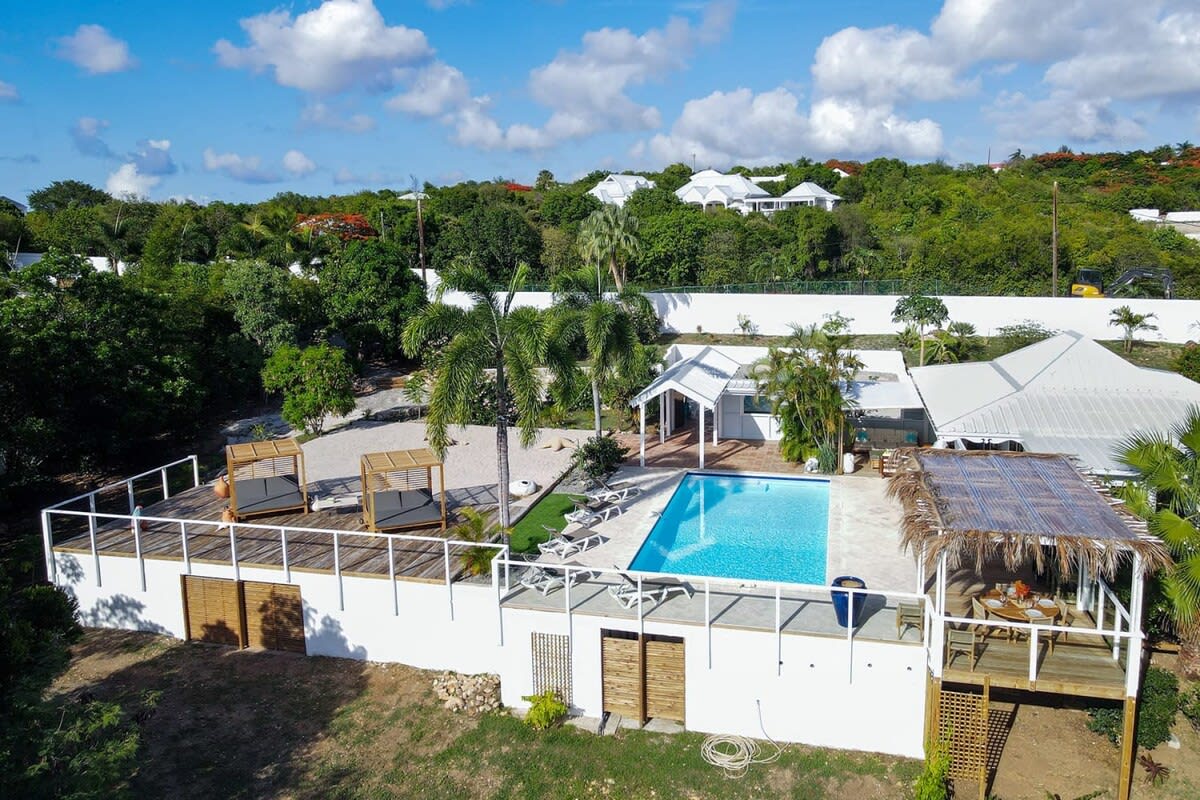 Villa Jacaranda, Baie Longue Views and Barefoot Terrace Living in Terres Basses - Photo 23