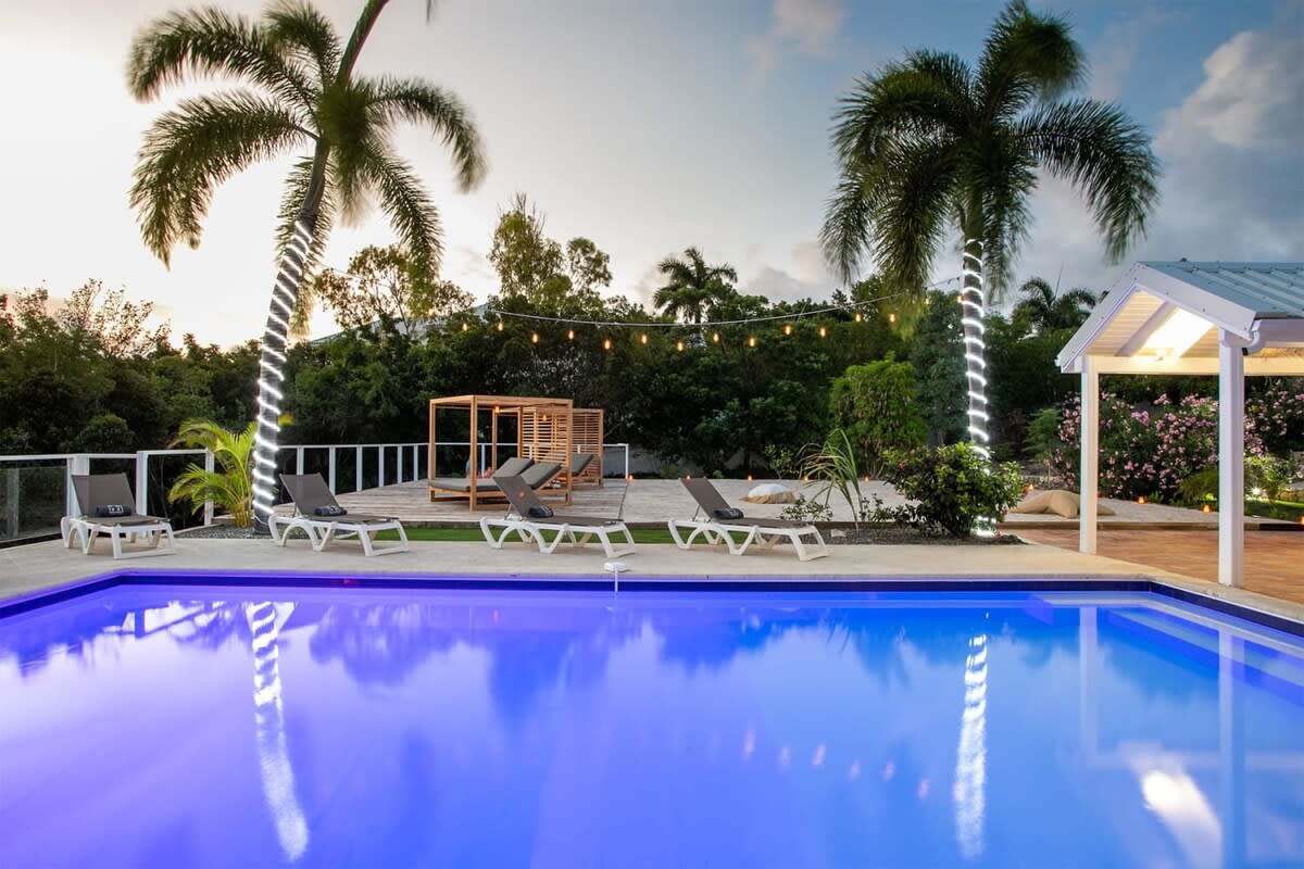 Villa Jacaranda, Baie Longue Views and Barefoot Terrace Living in Terres Basses - Photo 26