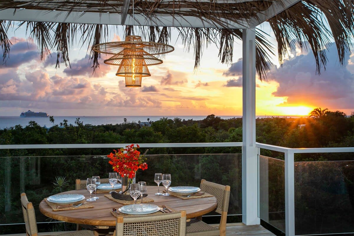 Villa Jacaranda, Baie Longue Views and Barefoot Terrace Living in Terres Basses - Photo 31