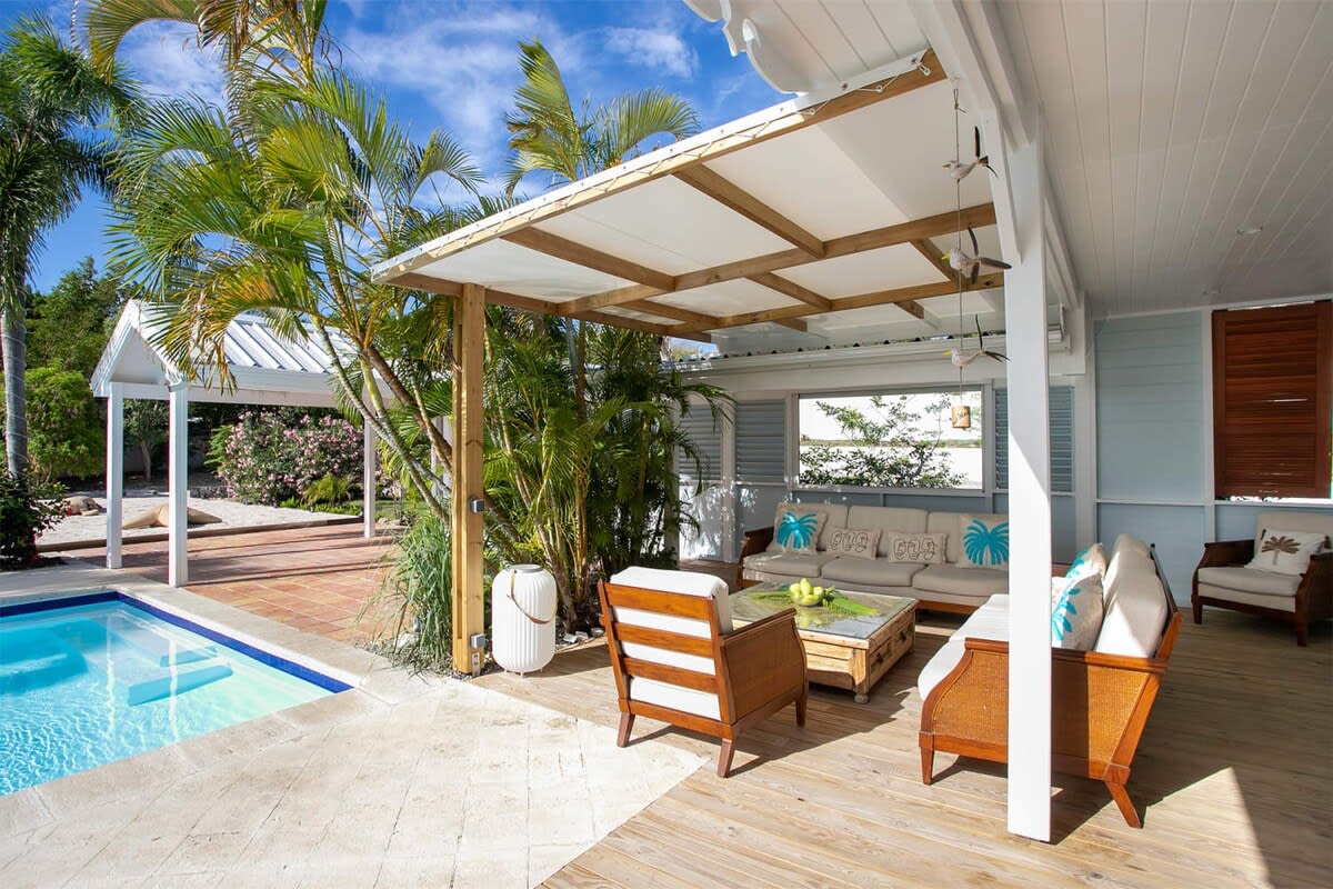 Villa Jacaranda, Baie Longue Views and Barefoot Terrace Living in Terres Basses - Photo 8