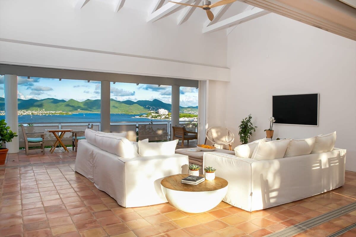 Villa Jasper, a Philip Johnson Island Retreat in Terres Basses - Photo 15