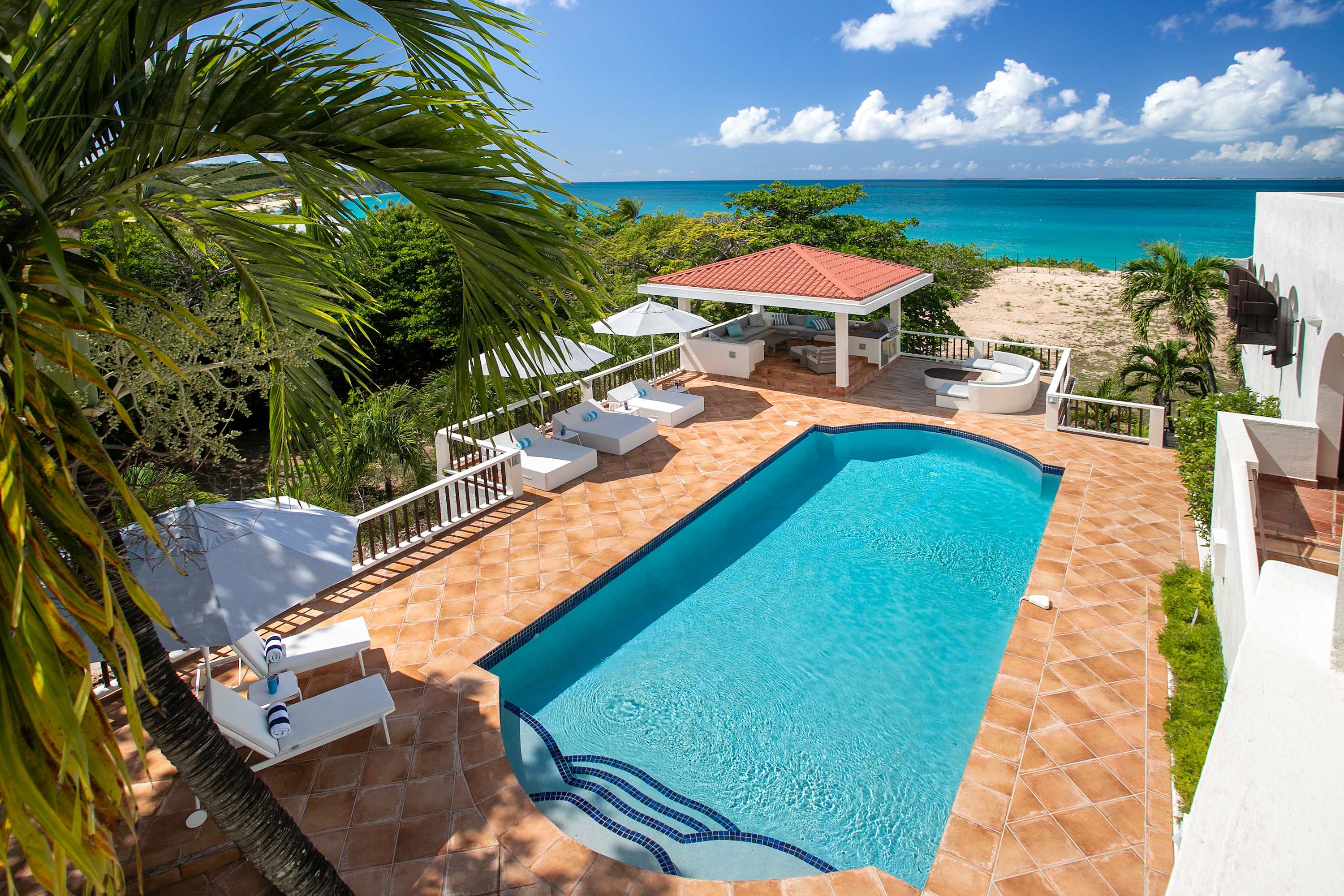 Villa Joie de Vivre, Beachfront Baie Rouge Villa with Private Cottage and Sunset Pool - Photo 15