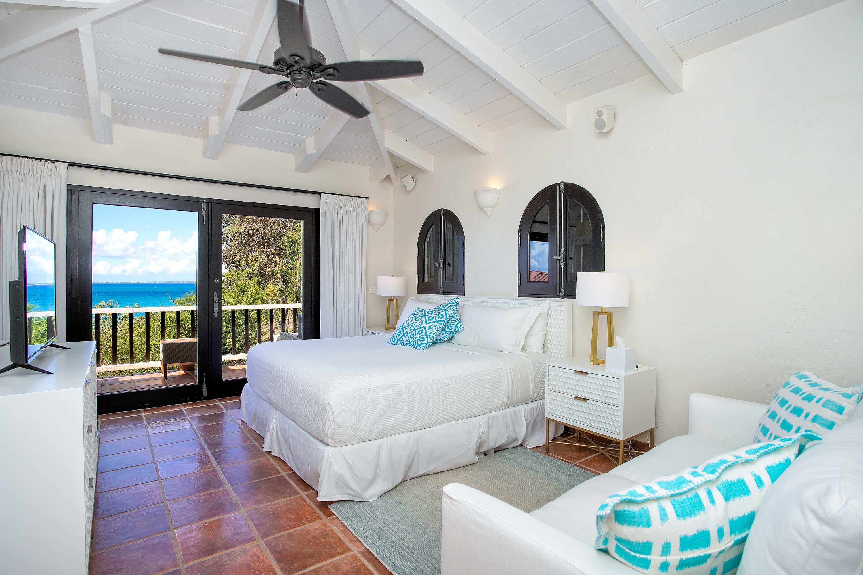 Villa Joie de Vivre, Beachfront Baie Rouge Villa with Private Cottage and Sunset Pool - Photo 31