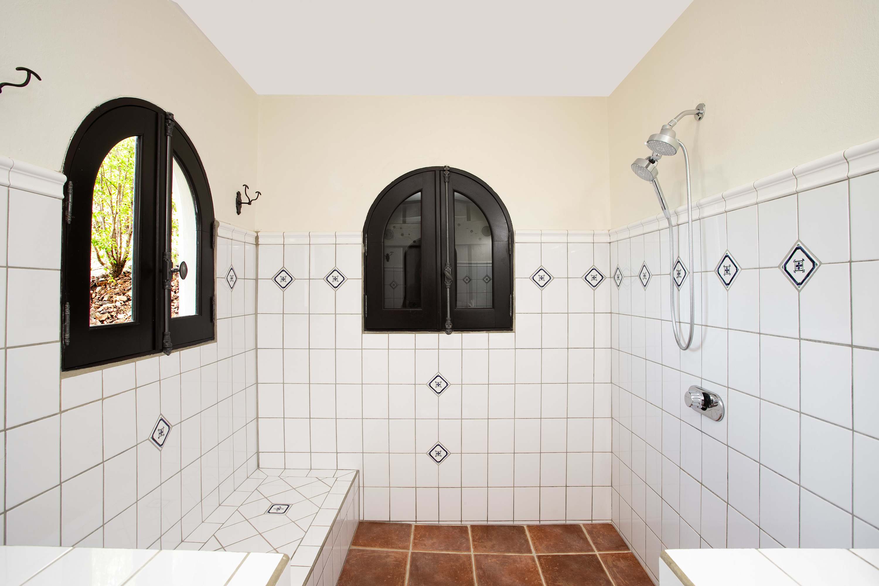 Villa Joie de Vivre, Beachfront Baie Rouge Villa with Private Cottage and Sunset Pool - Photo 42