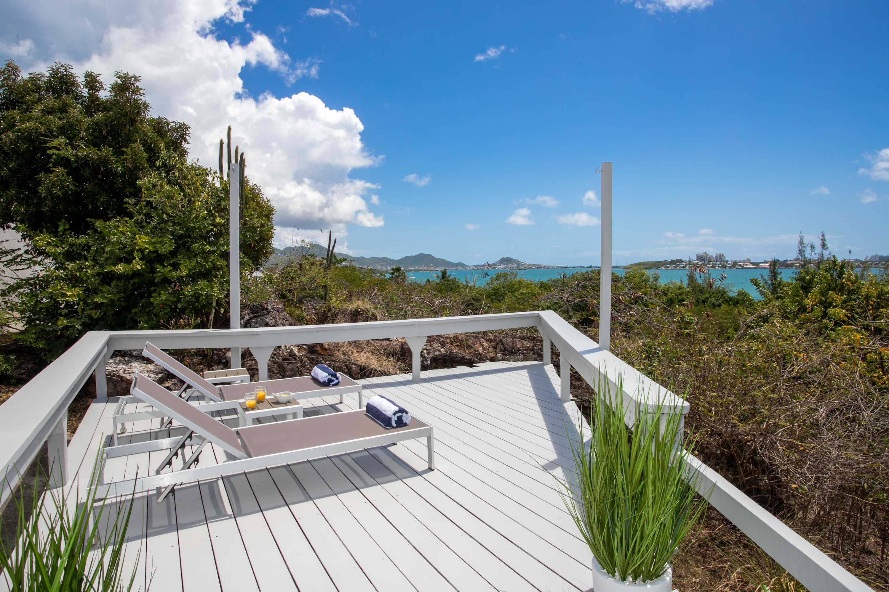 Villa Joie de Vivre, Beachfront Baie Rouge Villa with Private Cottage and Sunset Pool - Photo 62