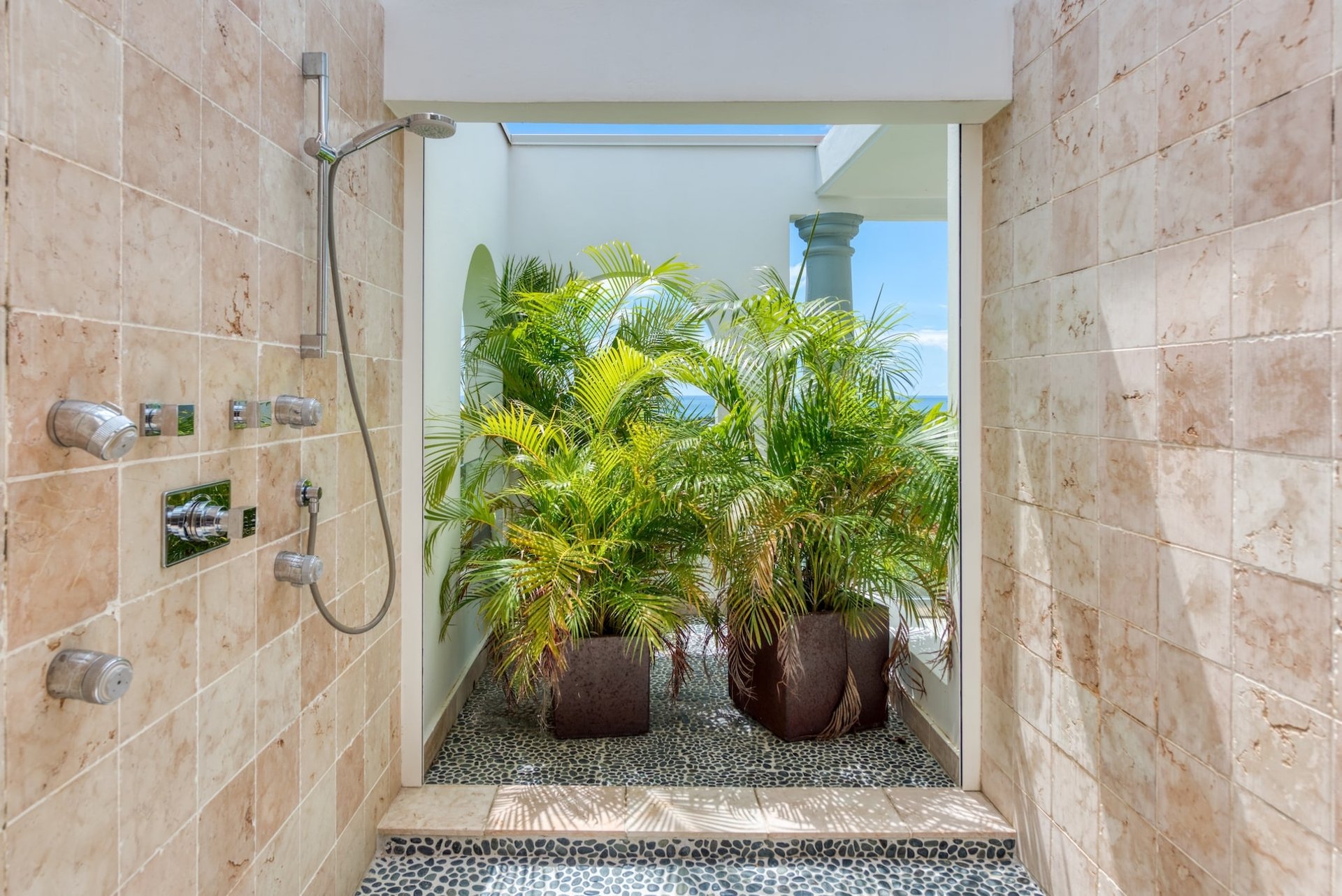 Just in Paradise, A Three Bedroom Les Terres Basses Villa with a Heated Infinity Pool - Photo 27