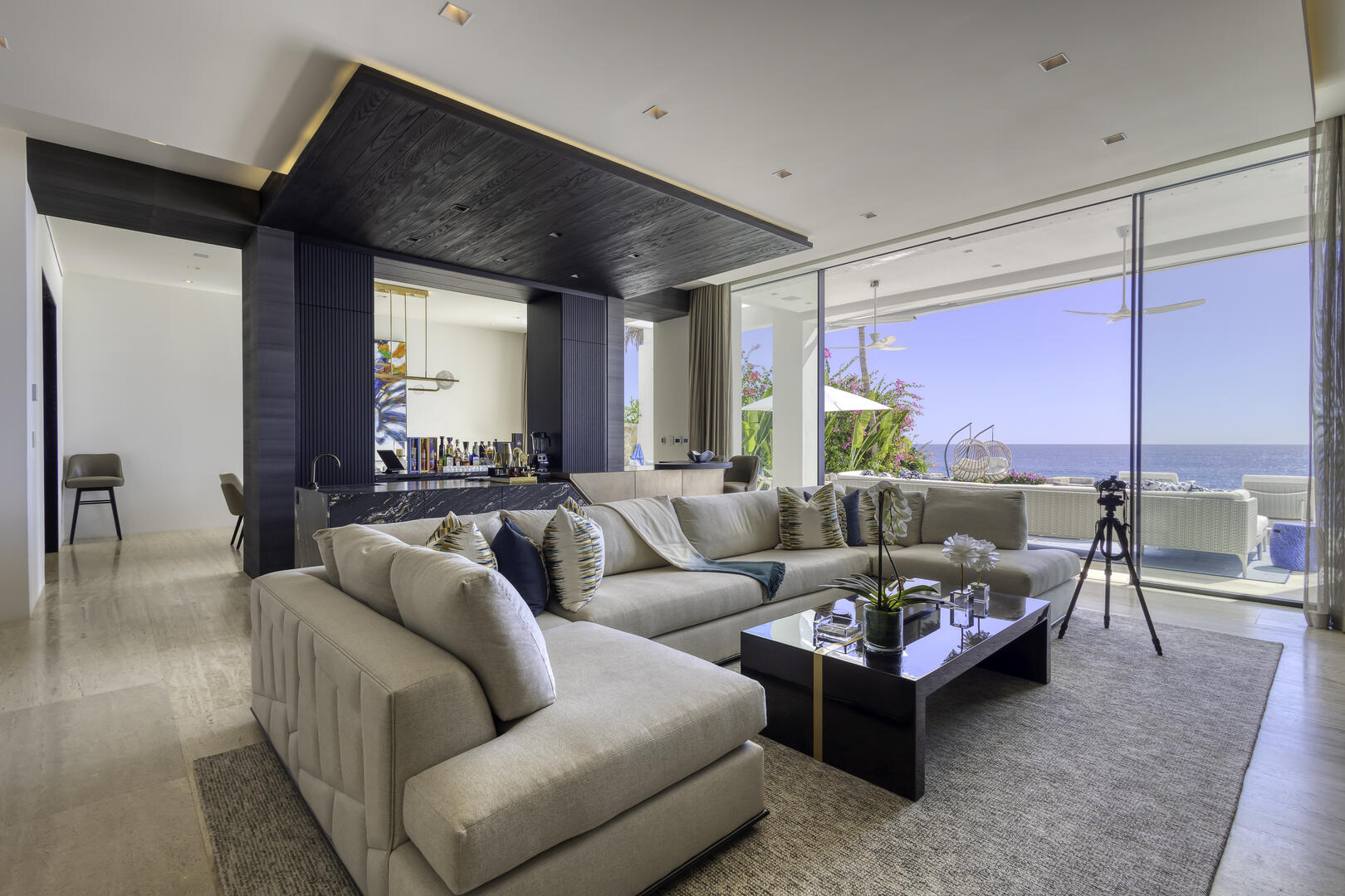 La Casa Tranquila, Beachfront Villas del Mar Estate with Chef, Butler and Infinity Pool - Photo 13