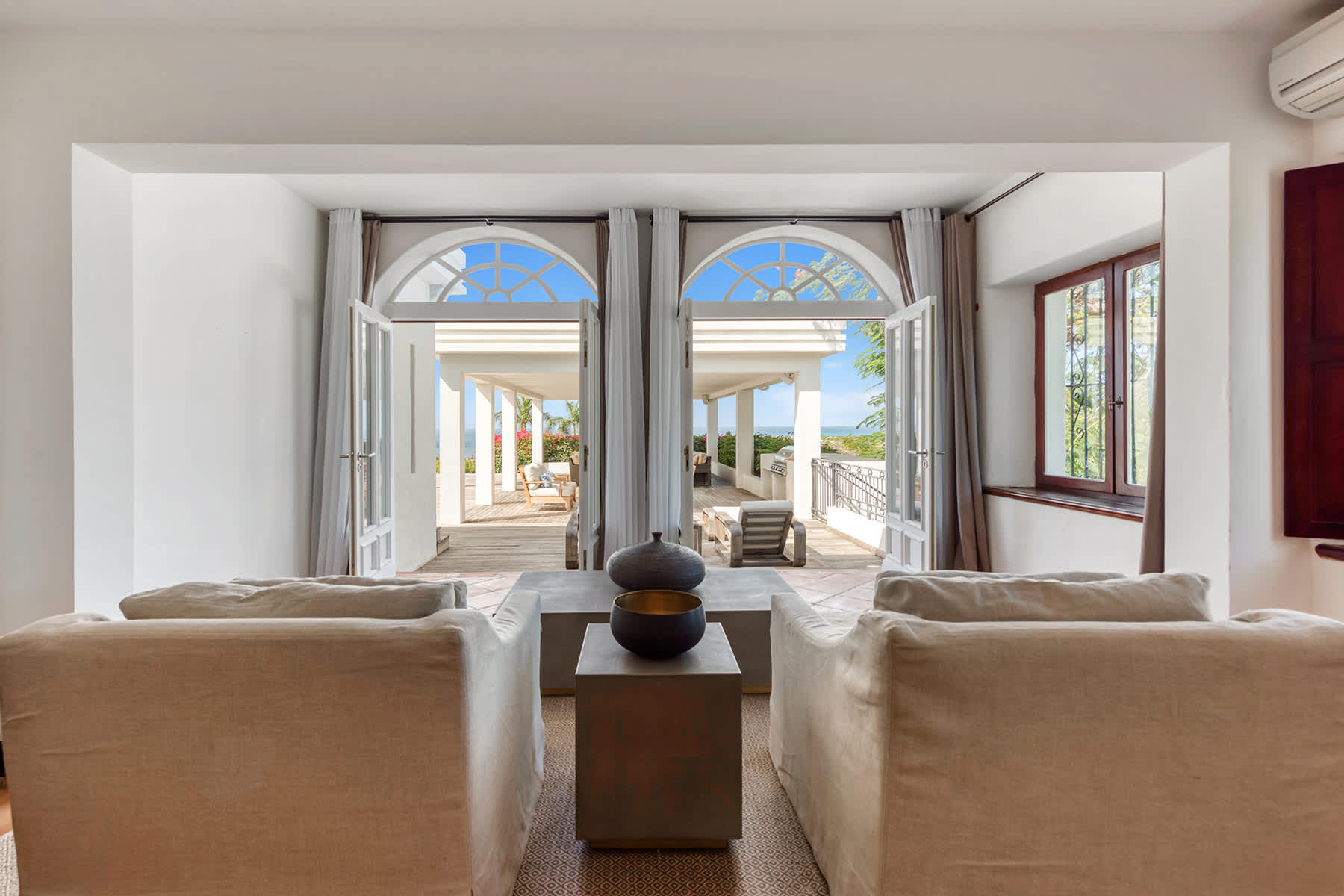 La Hacienda, Terres Basses Ocean View Estate with Private Pool and Sport Courts - Photo 19