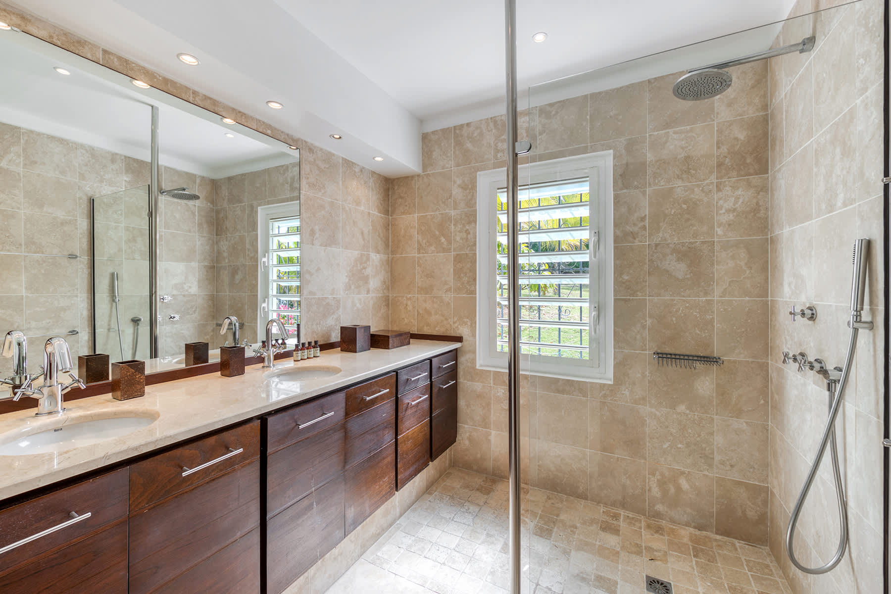 La Hacienda, Terres Basses Ocean View Estate with Private Pool and Sport Courts - Photo 25
