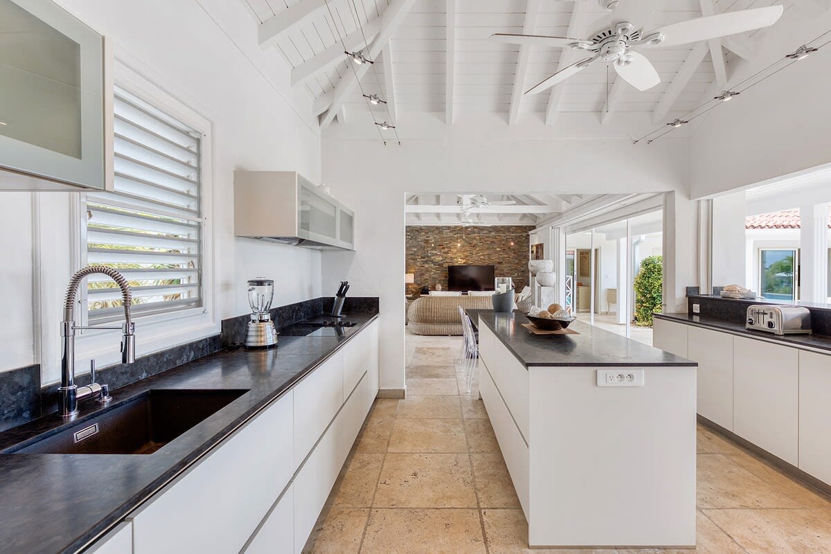 Villa La Nina, a Creole Garden Villa with Ocean Views in Terres Basses - Photo 14