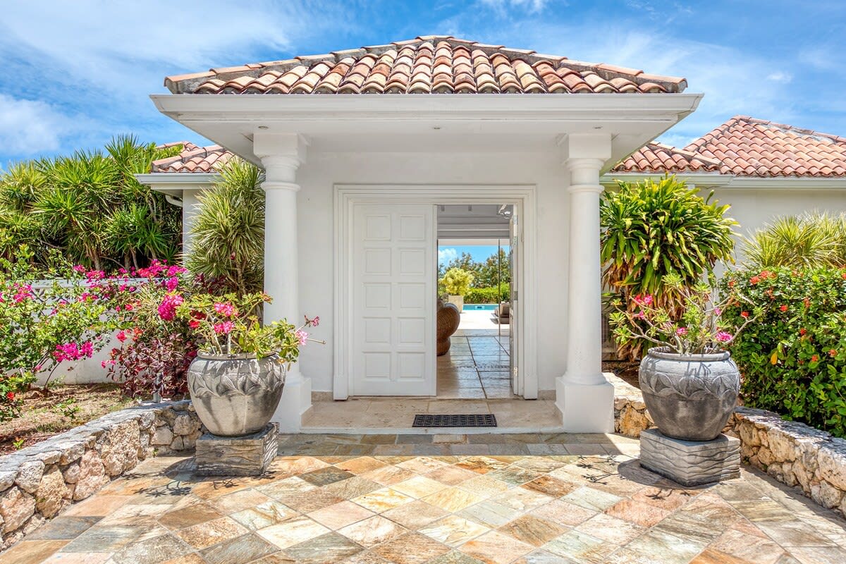 Villa La Nina, a Creole Garden Villa with Ocean Views in Terres Basses - Photo 33