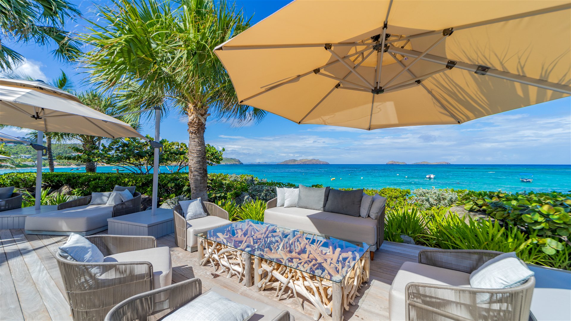 La Plage, Seven-Bedroom Beachfront Villa on Lorient Beach - Photo 15