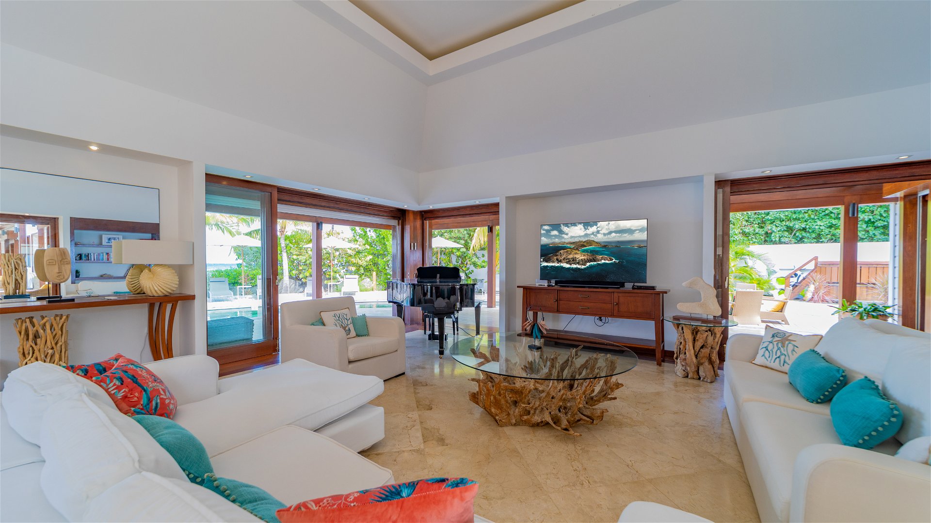 La Plage, Seven-Bedroom Beachfront Villa on Lorient Beach - Photo 23