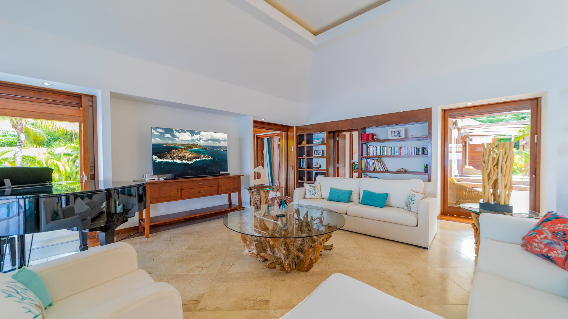 La Plage, Seven-Bedroom Beachfront Villa on Lorient Beach - Photo 24