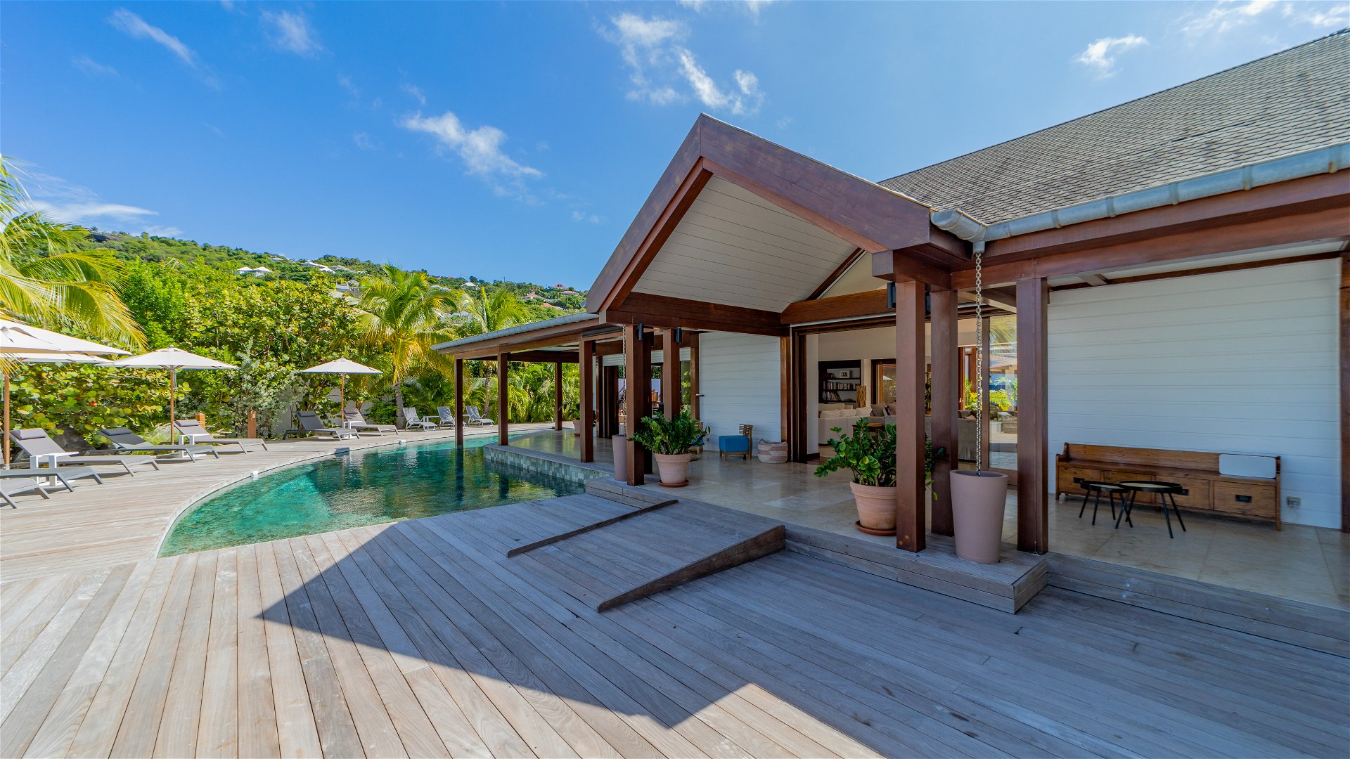 La Plage, Seven-Bedroom Beachfront Villa on Lorient Beach Gallery 3