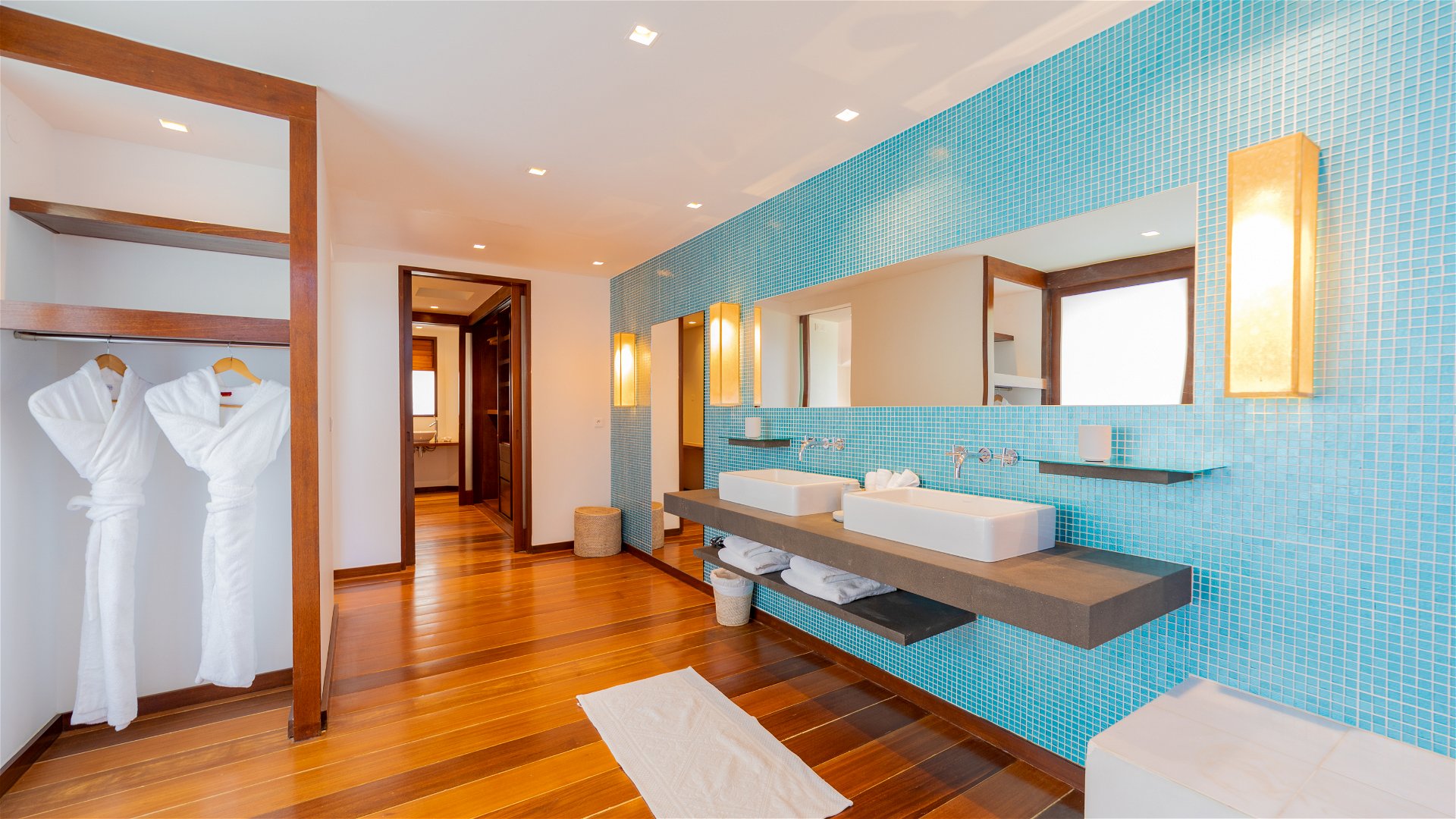 La Plage, Seven-Bedroom Beachfront Villa on Lorient Beach - Photo 49