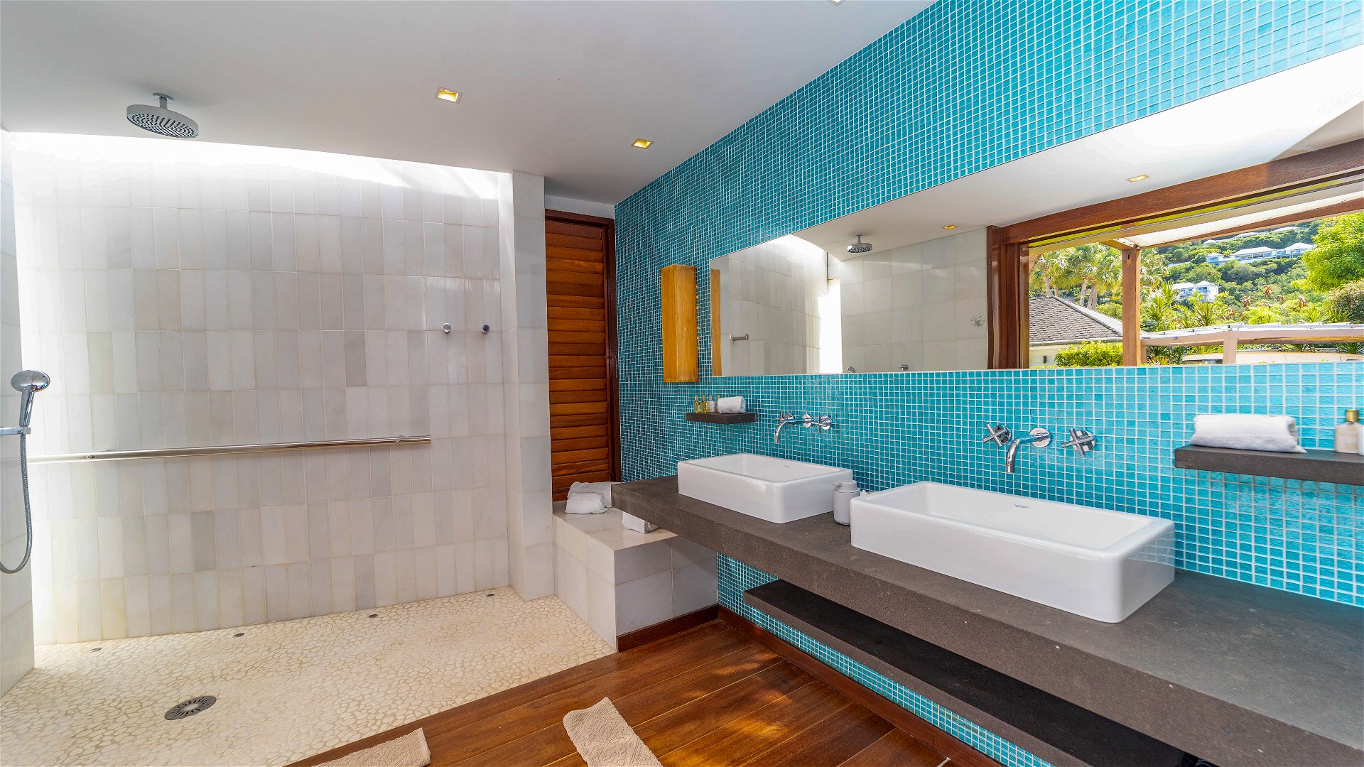 La Plage, Seven-Bedroom Beachfront Villa on Lorient Beach - Photo 55