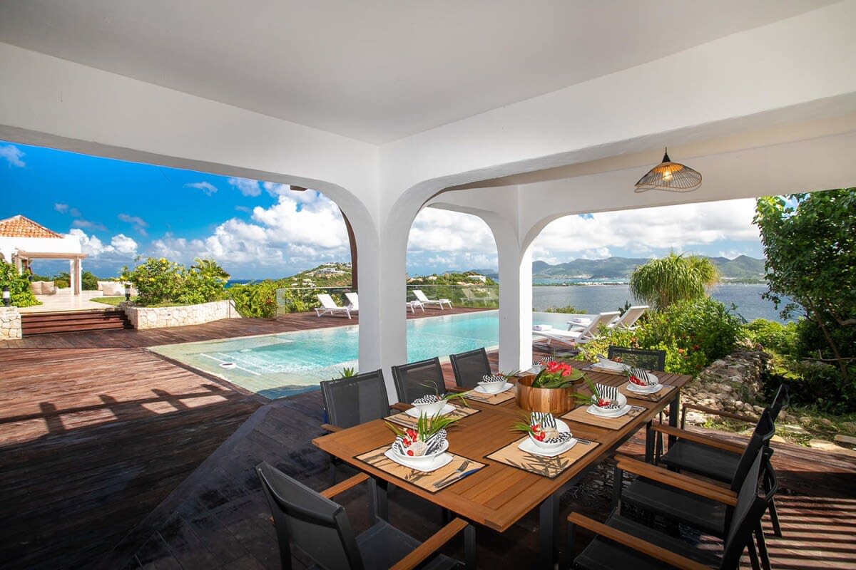 La Vue Folle, Terres Basses Beachfront Villa with Two Pools and Simpson Bay Lagoon Views - Photo 13