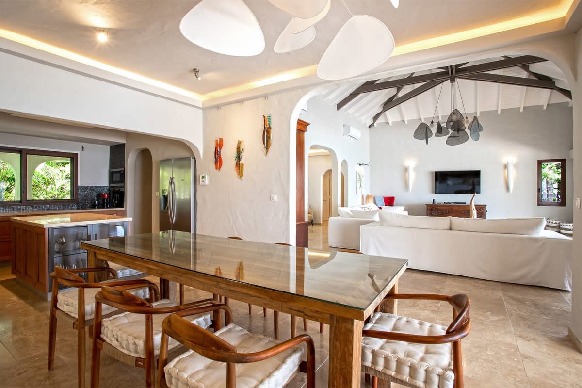 La Vue Folle, Terres Basses Beachfront Villa with Two Pools and Simpson Bay Lagoon Views - Photo 20