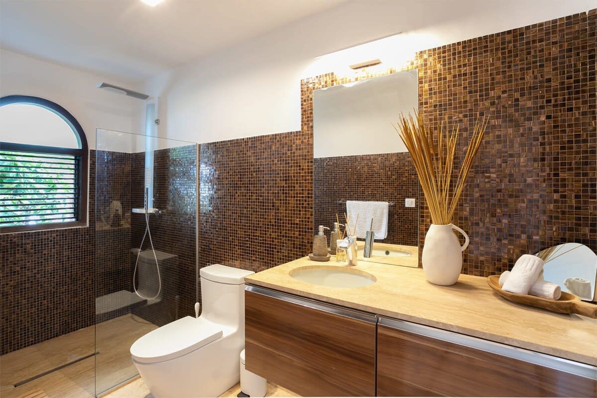La Vue Folle, Terres Basses Beachfront Villa with Two Pools and Simpson Bay Lagoon Views - Photo 34