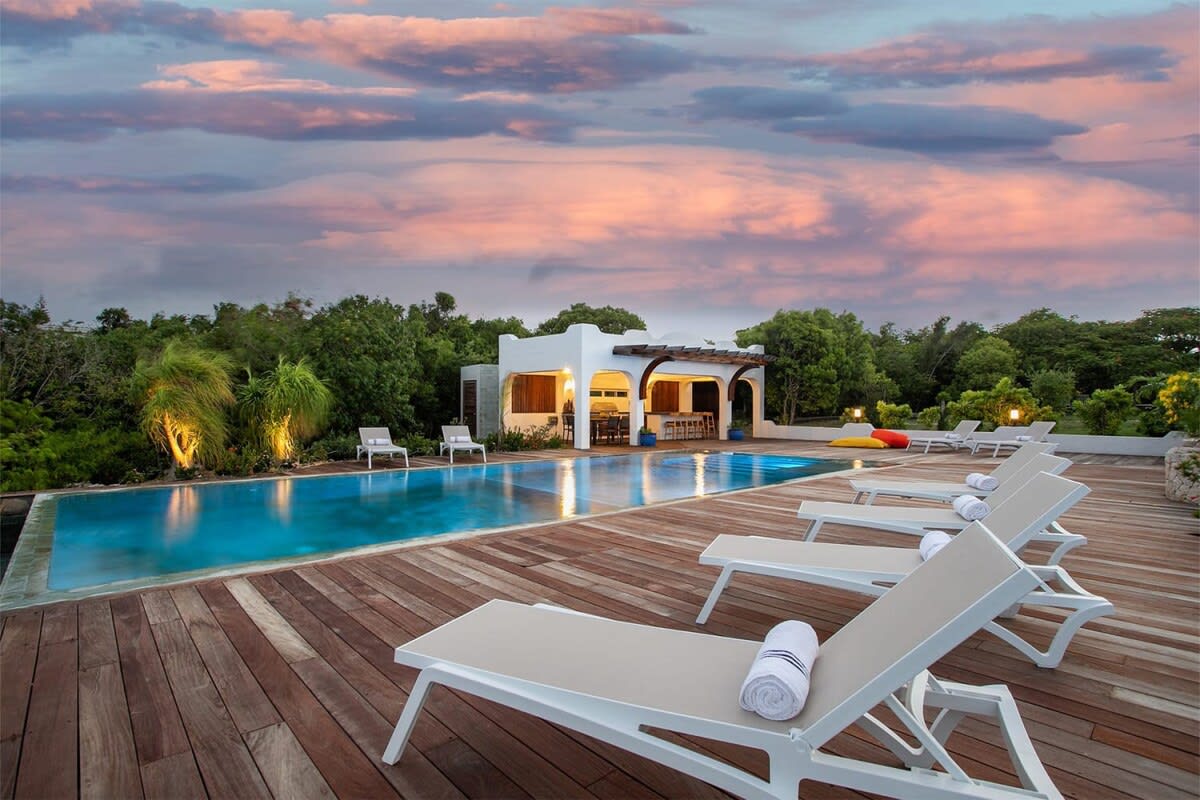La Vue Folle, Terres Basses Beachfront Villa with Two Pools and Simpson Bay Lagoon Views - Photo 45