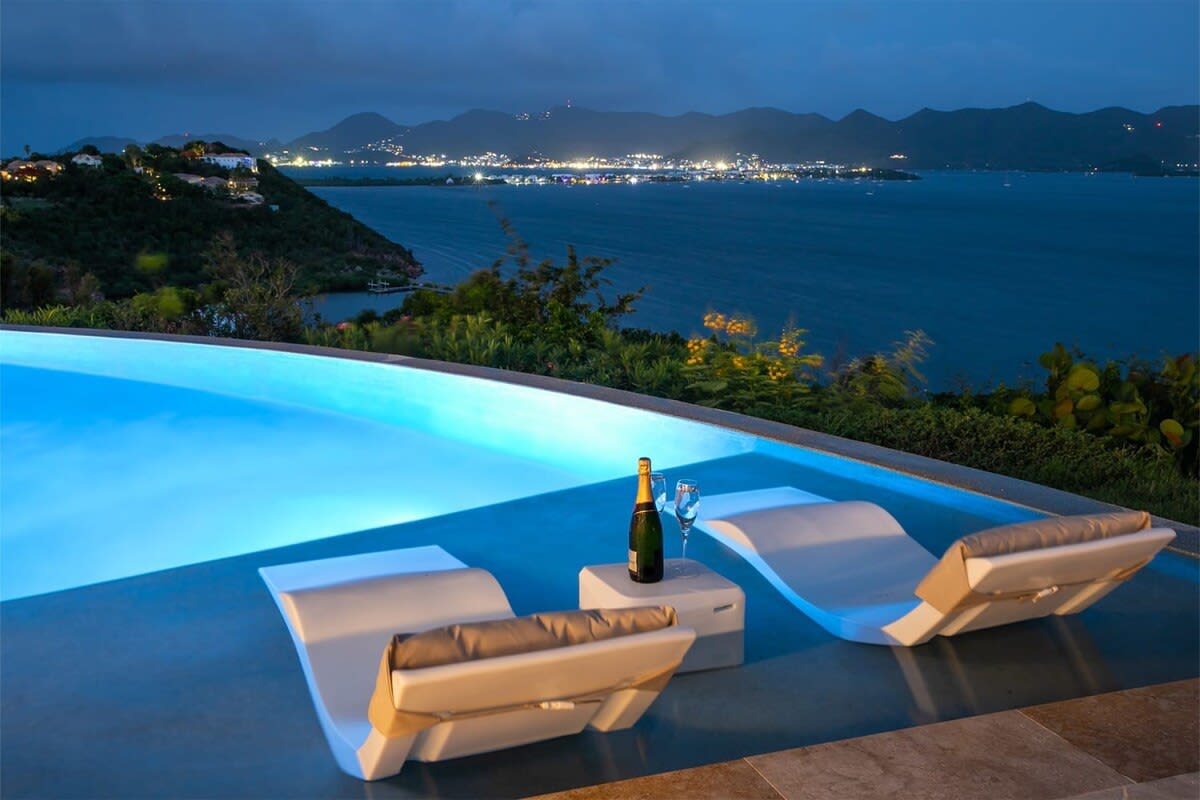 La Vue Folle, Terres Basses Beachfront Villa with Two Pools and Simpson Bay Lagoon Views - Photo 46