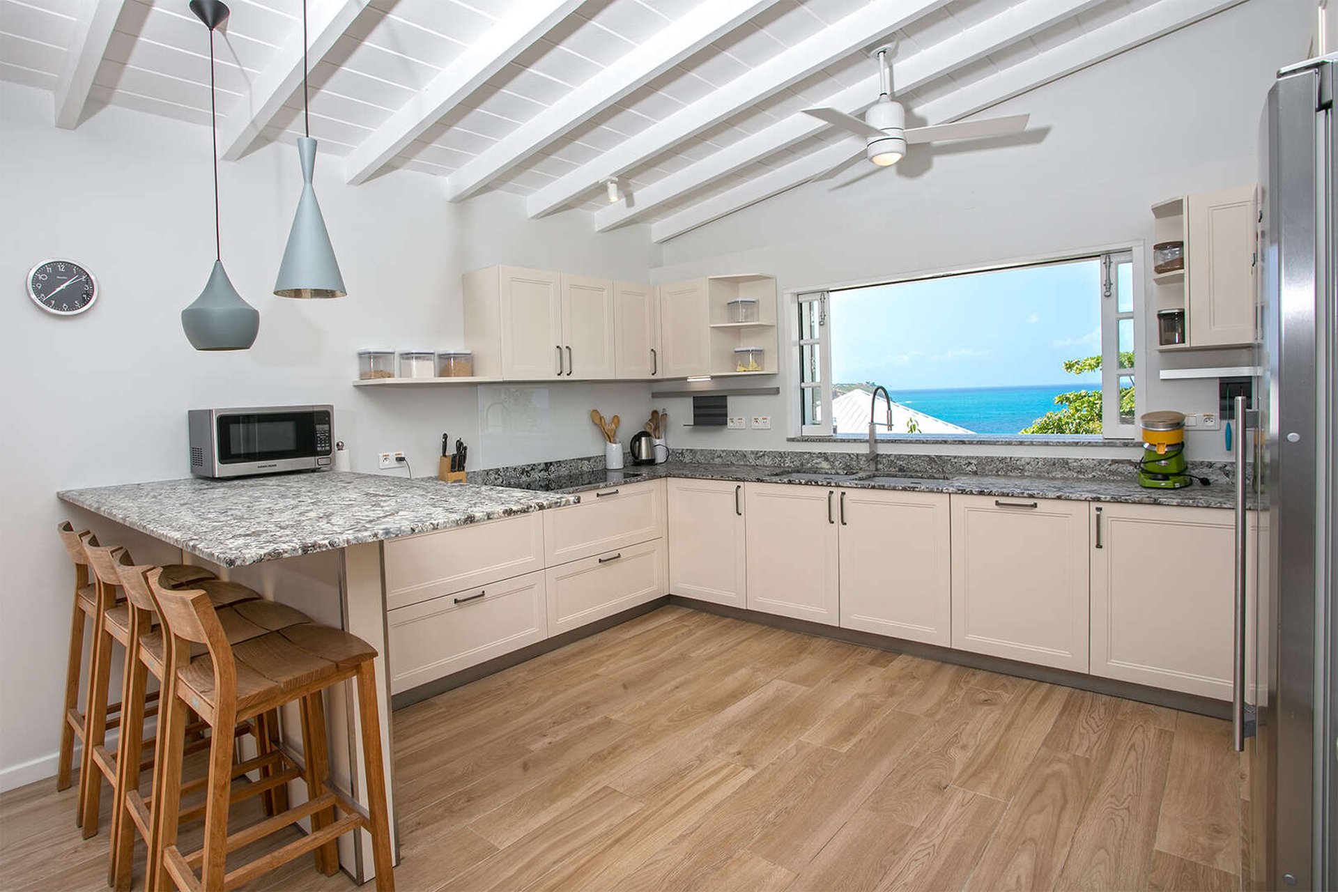 Le Caprice, Seven-Bedroom Beachfront Villa Above Baie Rouge - Photo 8