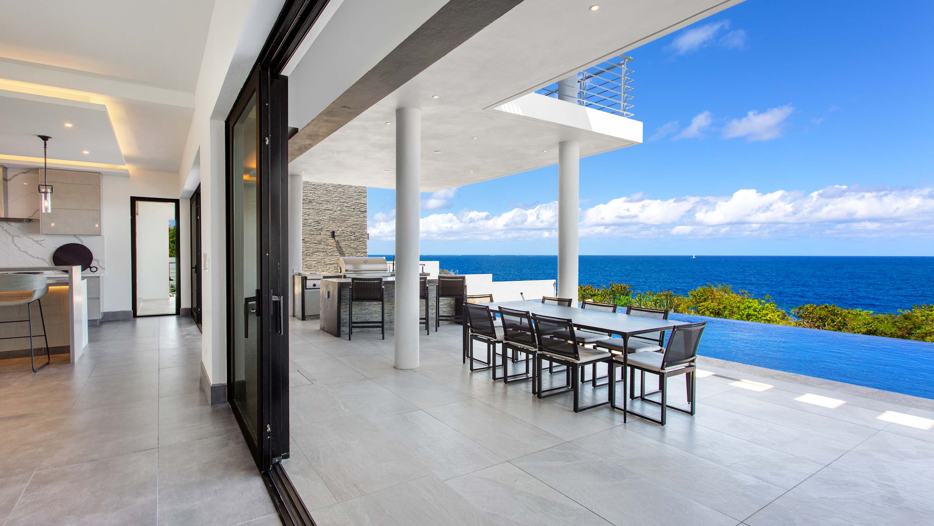 Le Rêve Bleu, a Beachfront Black Garden Villa with Pool, Jacuzzi and Four Ensuite Bedrooms - Photo 16