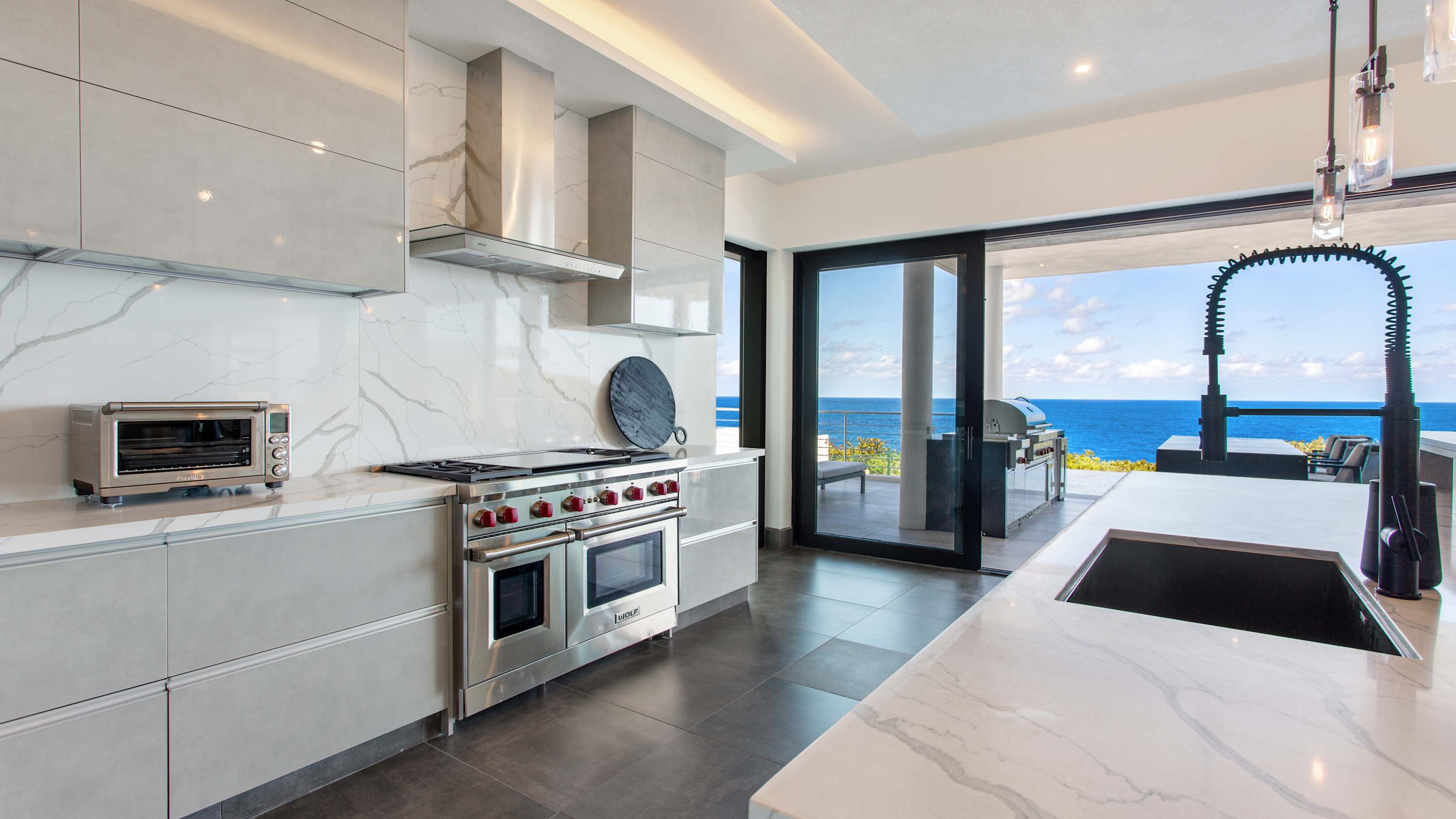 Le Rêve Bleu, a Beachfront Black Garden Villa with Pool, Jacuzzi and Four Ensuite Bedrooms - Photo 21