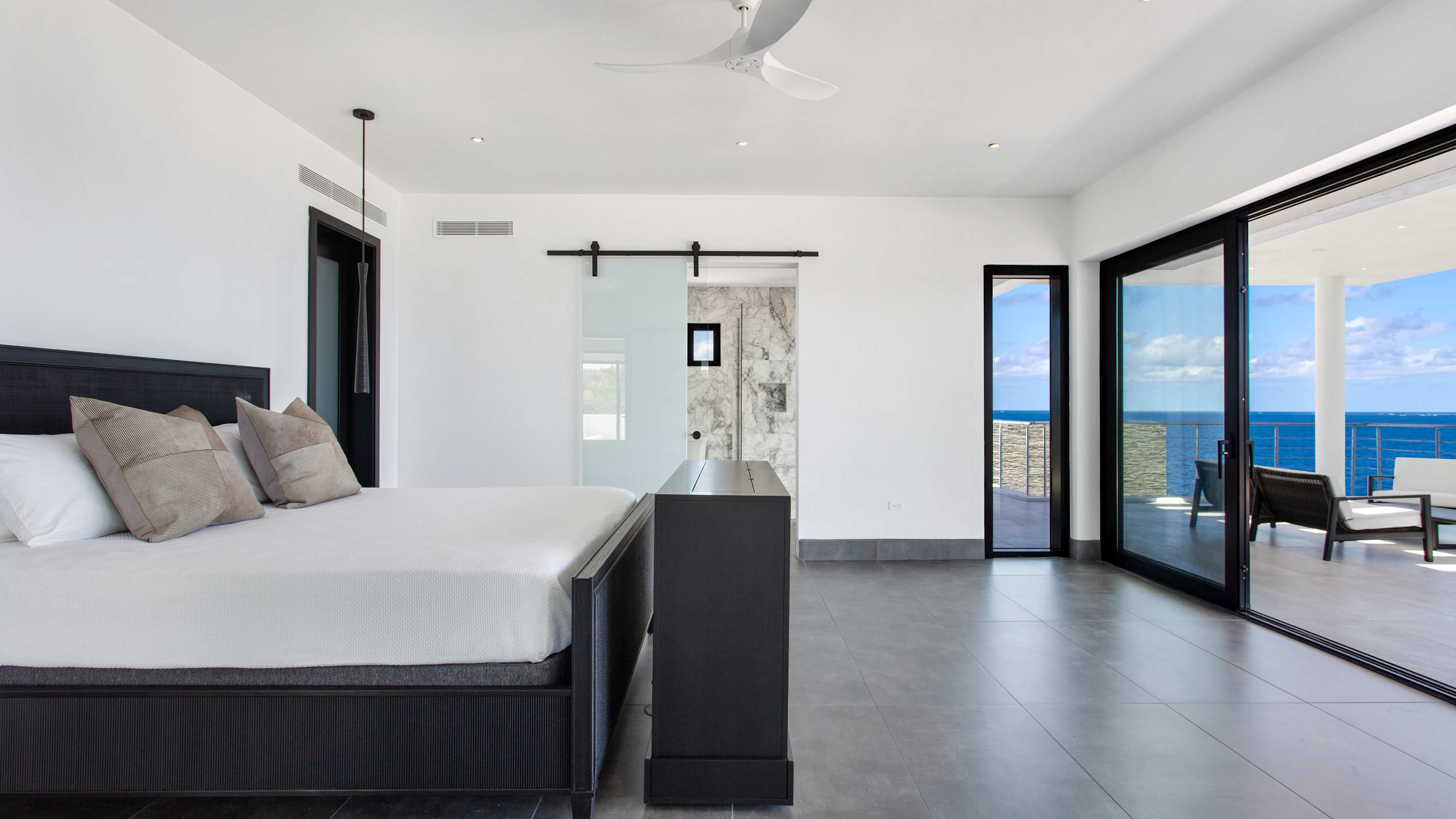 Le Rêve Bleu, a Beachfront Black Garden Villa with Pool, Jacuzzi and Four Ensuite Bedrooms - Photo 27