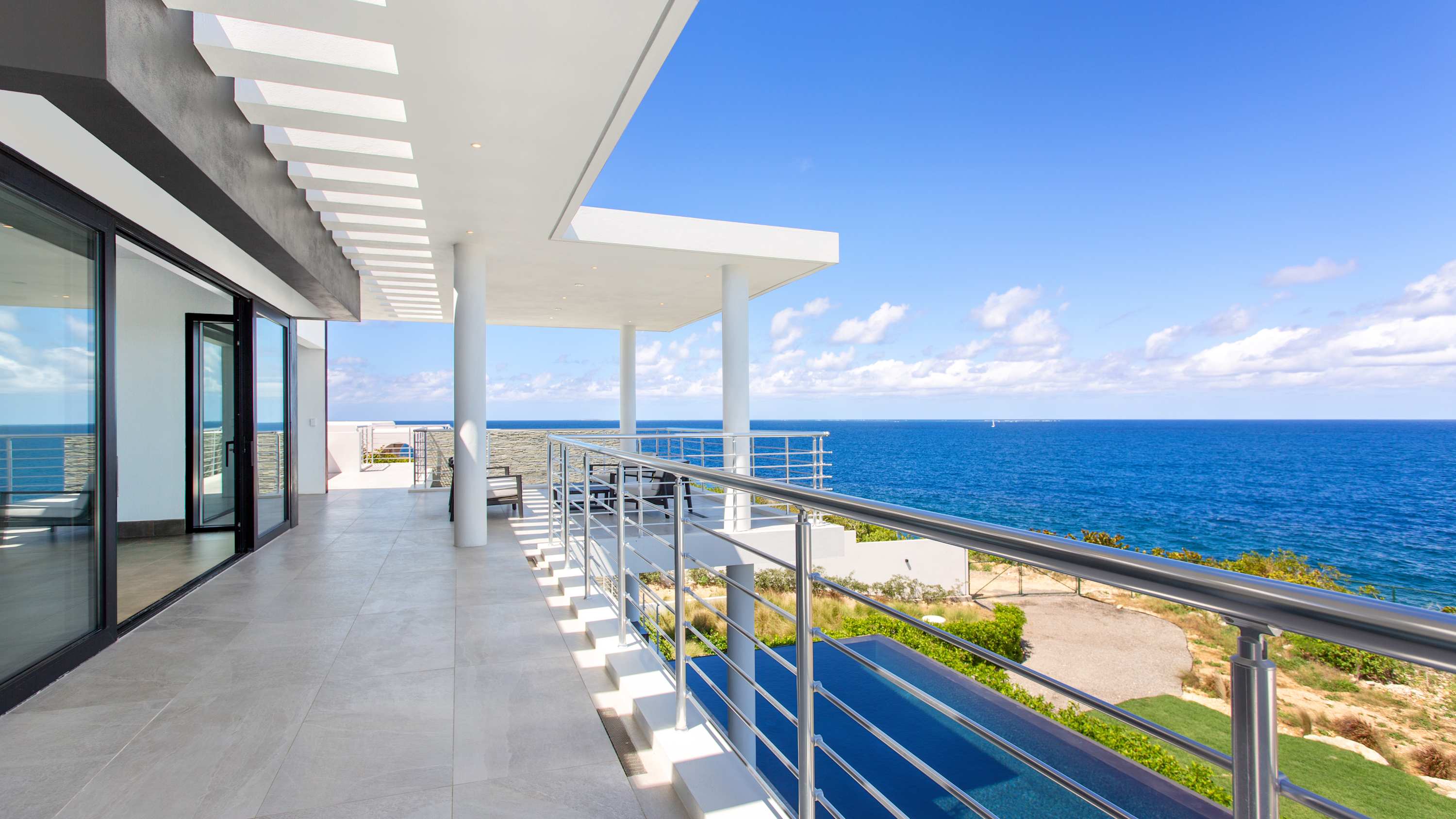 Le Rêve Bleu, a Beachfront Black Garden Villa with Pool, Jacuzzi and Four Ensuite Bedrooms - Photo 33