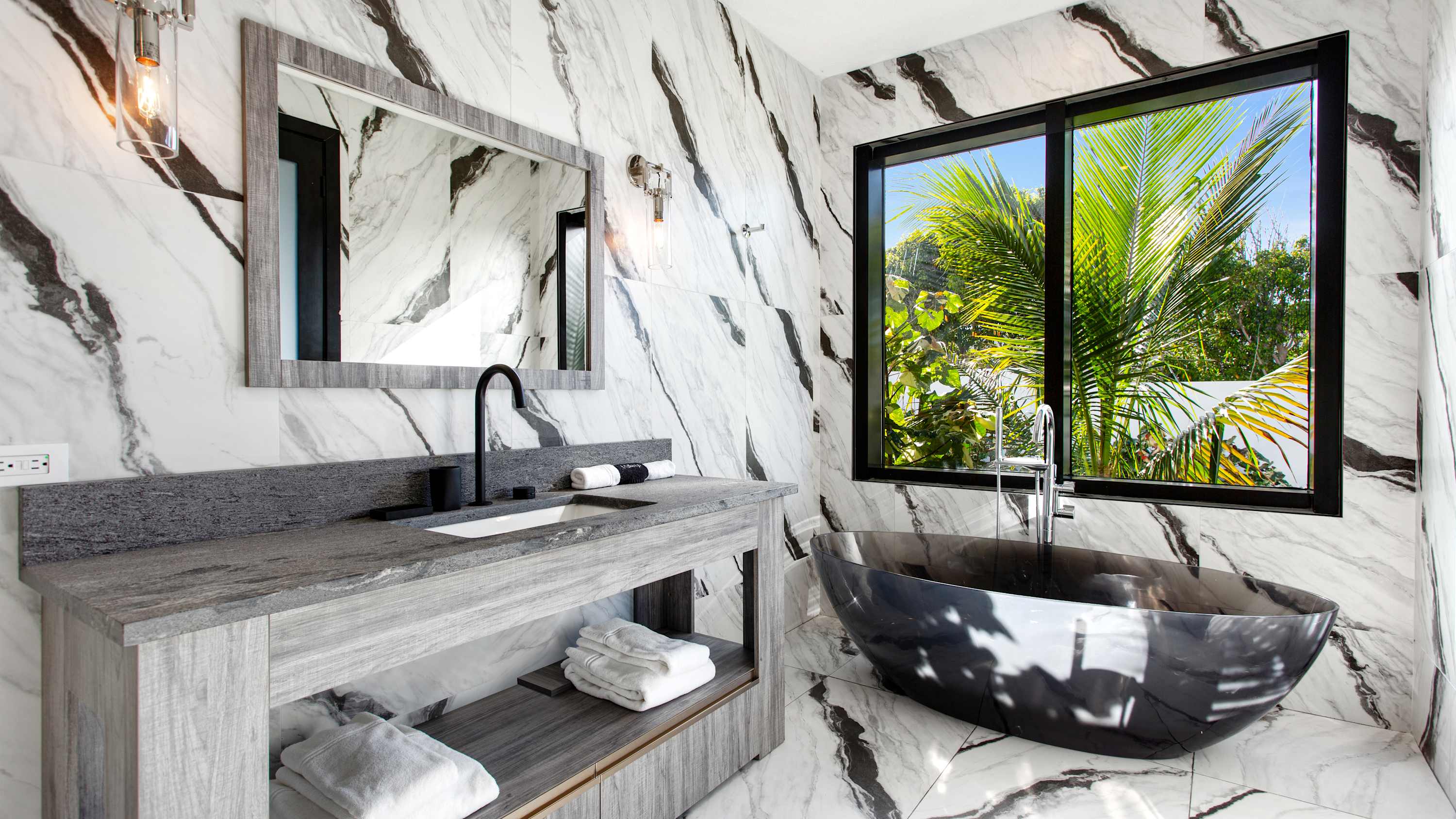 Le Rêve Bleu, a Beachfront Black Garden Villa with Pool, Jacuzzi and Four Ensuite Bedrooms - Photo 53