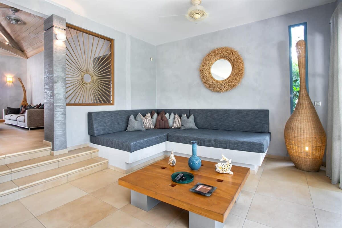 Les Palmiers Bleus, a Five Bedroom Terres Basses Villa Steps from Baie aux Prunes - Photo 18