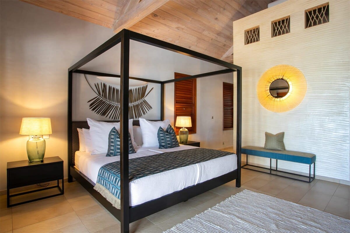 Les Palmiers Bleus, a Five Bedroom Terres Basses Villa Steps from Baie aux Prunes - Photo 20