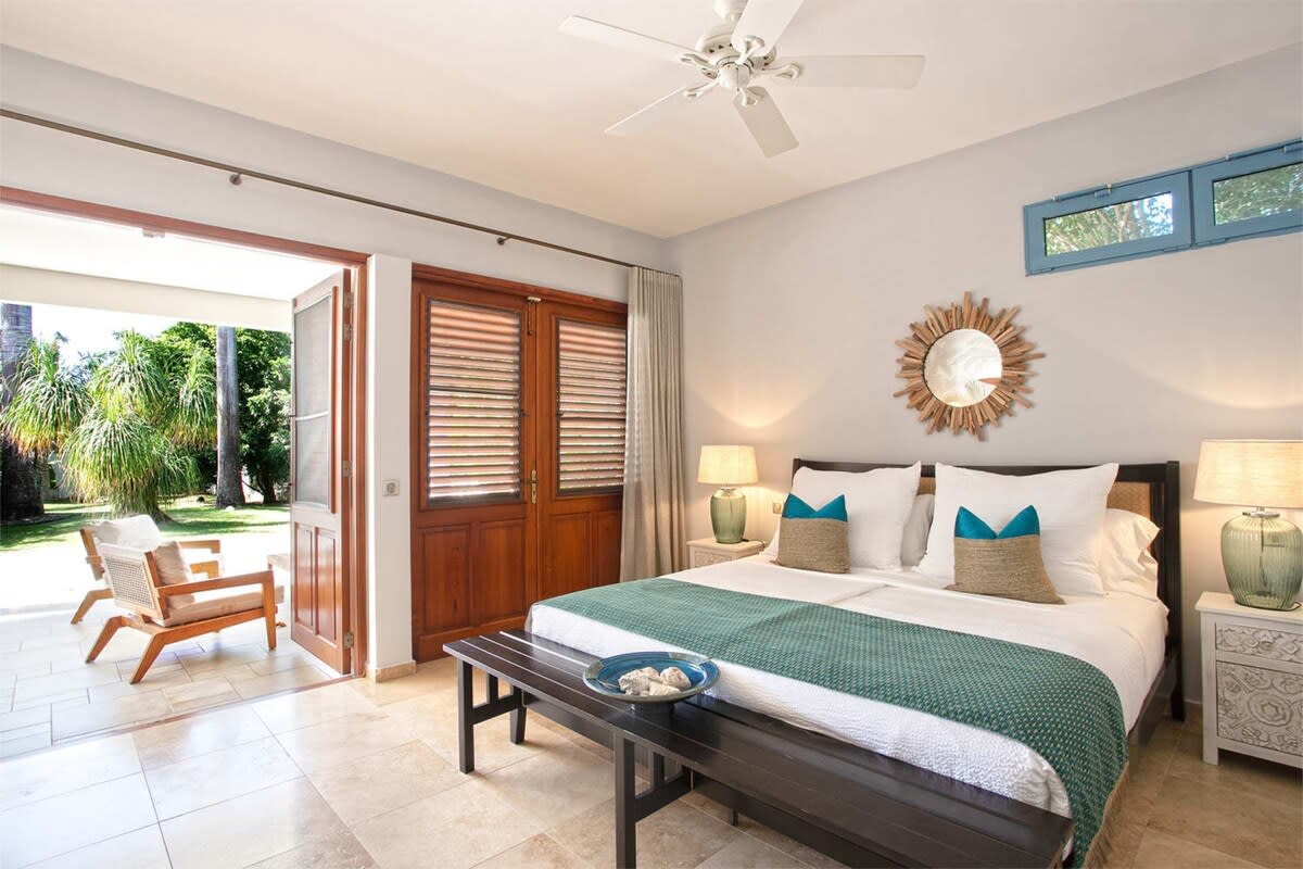 Les Palmiers Bleus, a Five Bedroom Terres Basses Villa Steps from Baie aux Prunes - Photo 28
