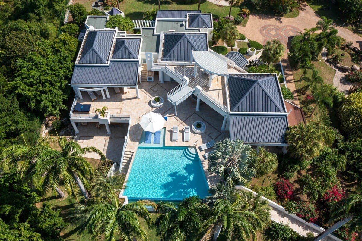 Les Palmiers Bleus, a Five Bedroom Terres Basses Villa Steps from Baie aux Prunes - Photo 8