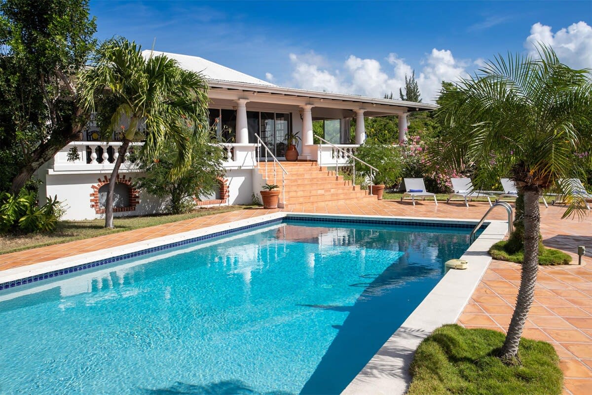 Villa Les Zephyrs, a Colonial West Indian Villa Above Baie Longue Gallery 1