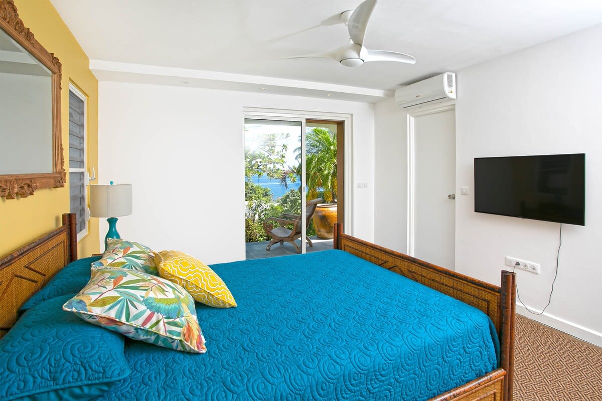 Villa Libellule, Five-Bedroom Baie Rouge Retreat with Caribbean Sea and Simpson Bay Lagoon Views - Photo 22
