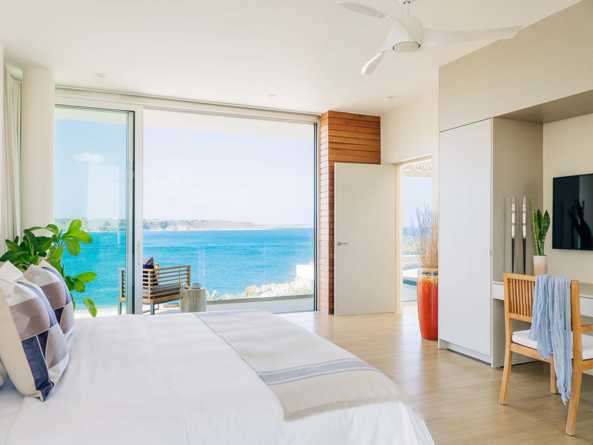 Little Bay Villas, Private Beachfront Estate in Anguilla with Two Pools and Ocean Views - Photo 10