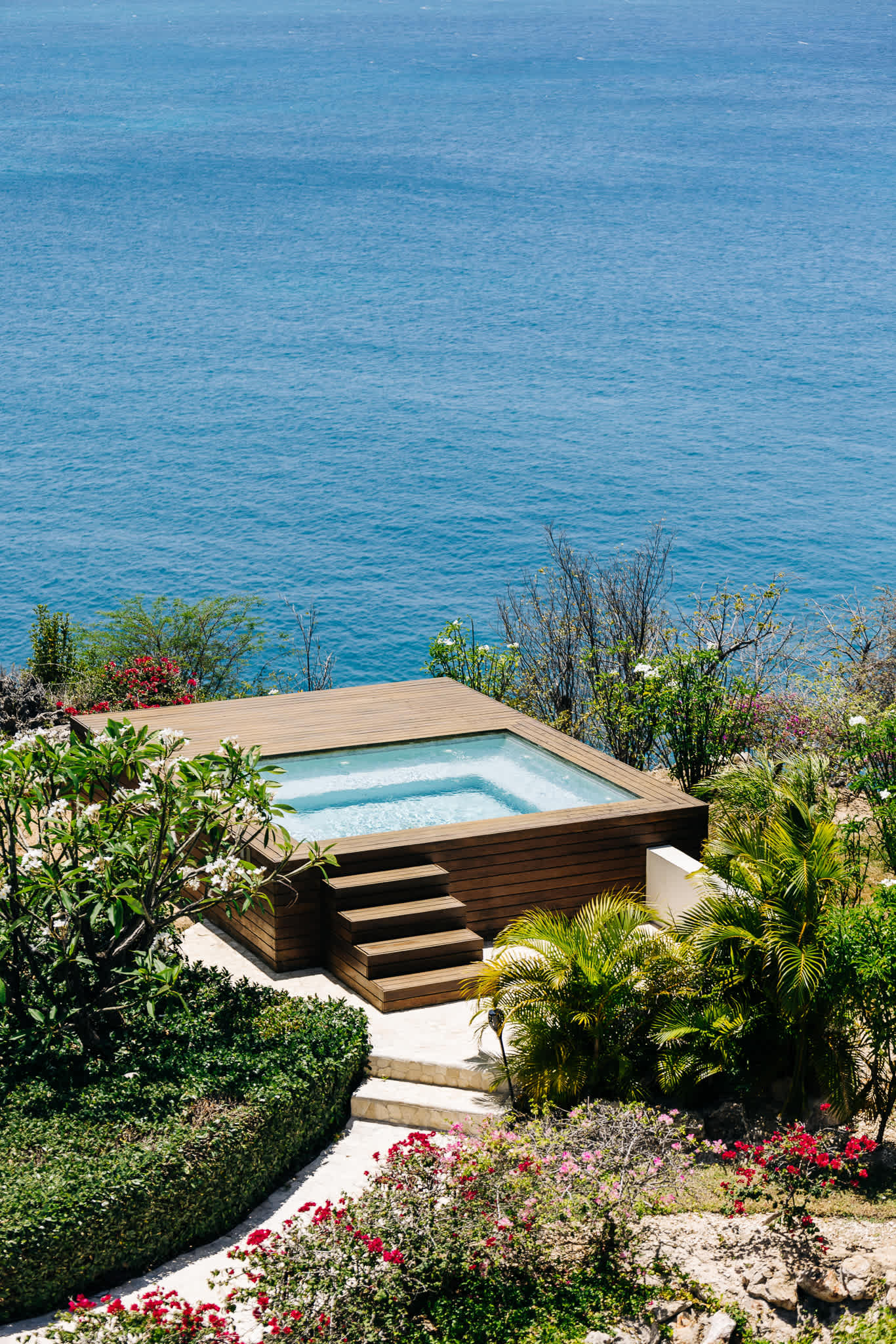 Little Bay Villas, Private Beachfront Estate in Anguilla with Two Pools and Ocean Views - Photo 47