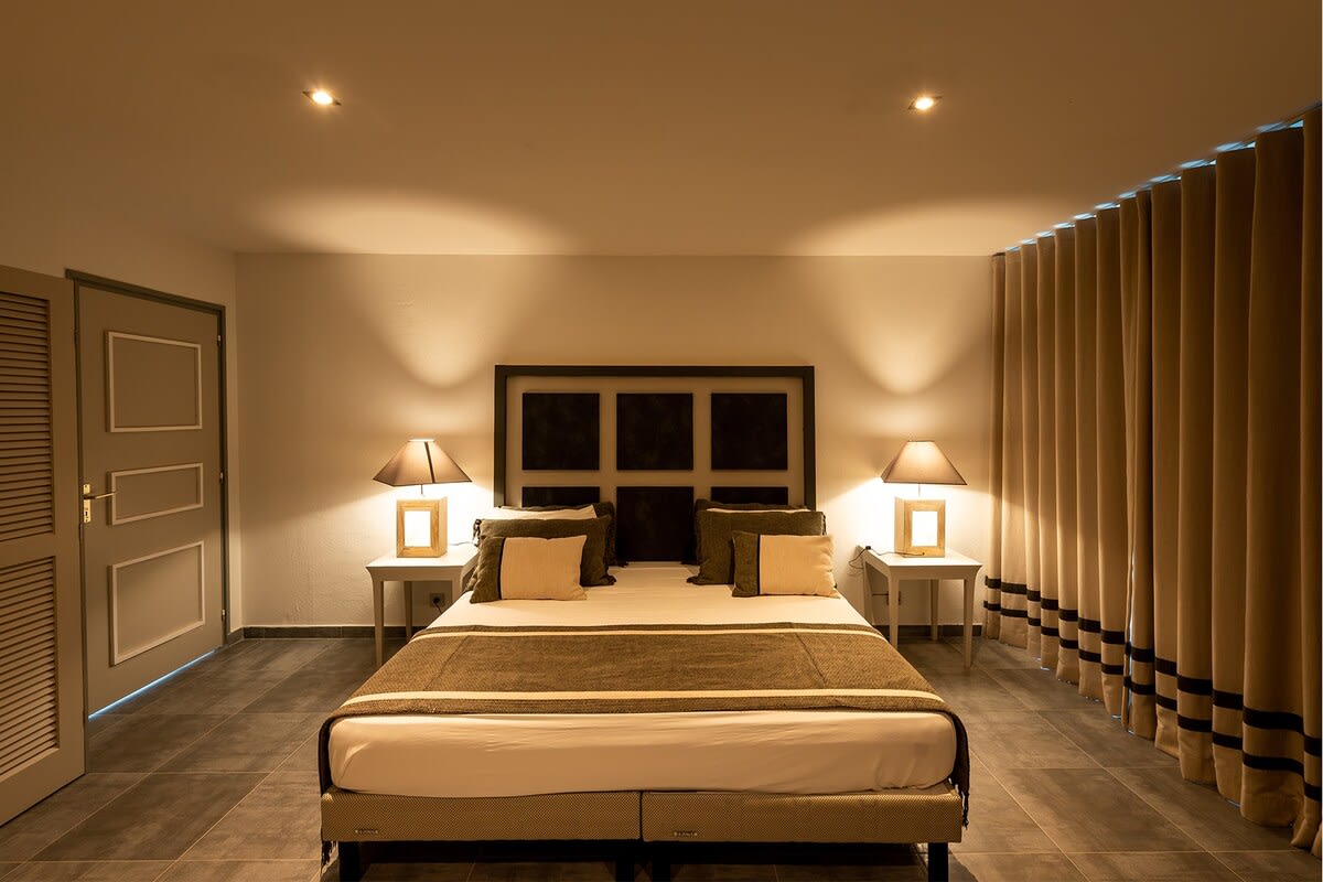 Villa Mandalay, a Five-Bedroom Ocean-View Retreat in Terres Basses - Photo 15