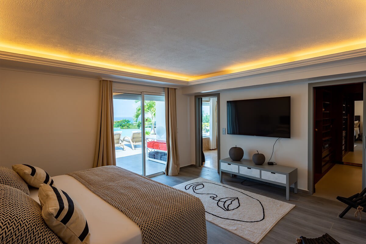 Villa Mandalay, a Five-Bedroom Ocean-View Retreat in Terres Basses - Photo 29