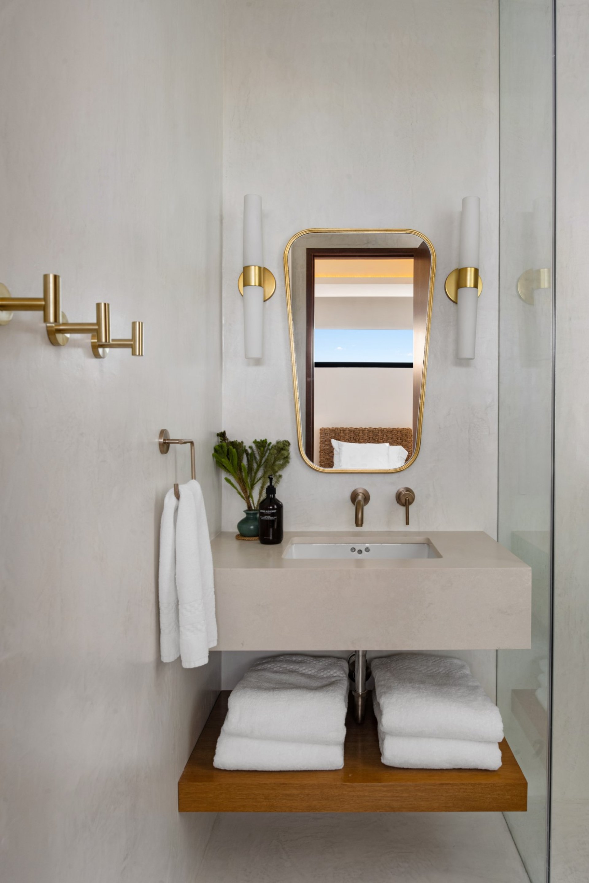 Villa Marahuyo, Grace Bay Beachfront Villa with Heated Pool and Butler Service - Photo 30