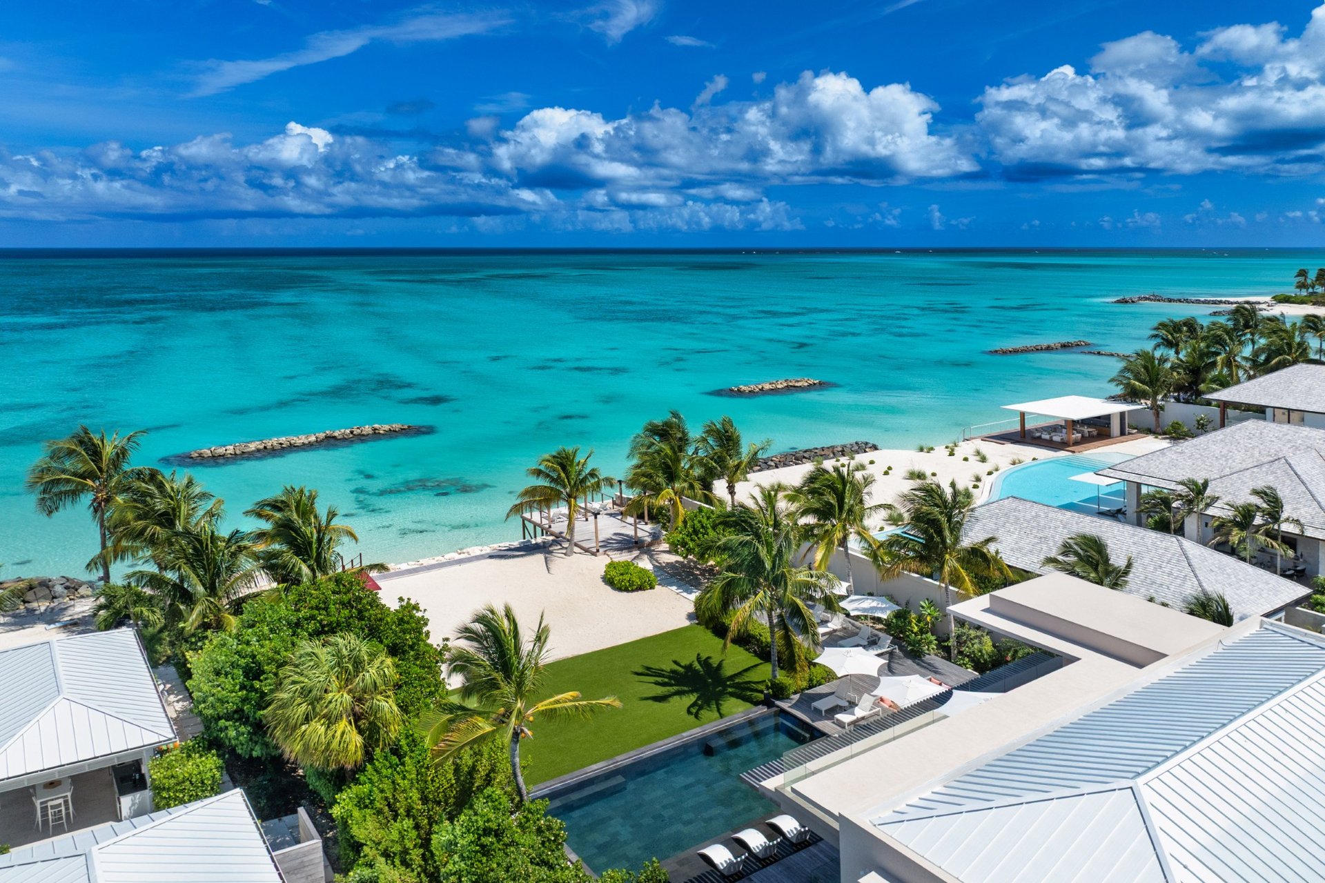 Villa Marahuyo, Grace Bay Beachfront Villa with Heated Pool and Butler Service - Photo 46