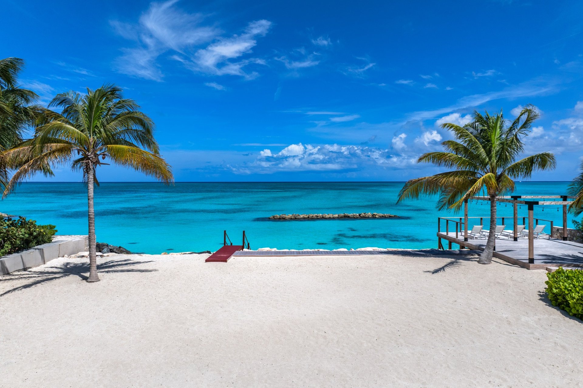 Villa Marahuyo, Grace Bay Beachfront Villa with Heated Pool and Butler Service - Photo 53
