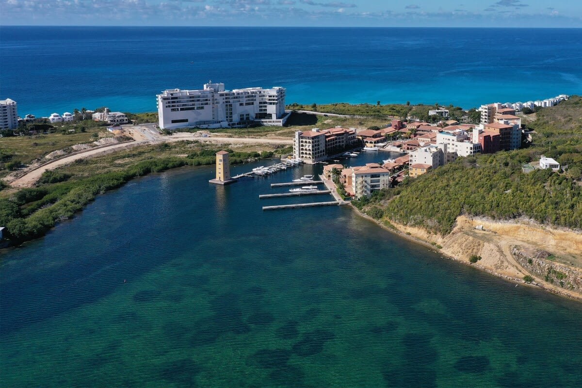 Marina 360, Top-Floor Waterfront Condo at Porto Cupecoy - Photo 15