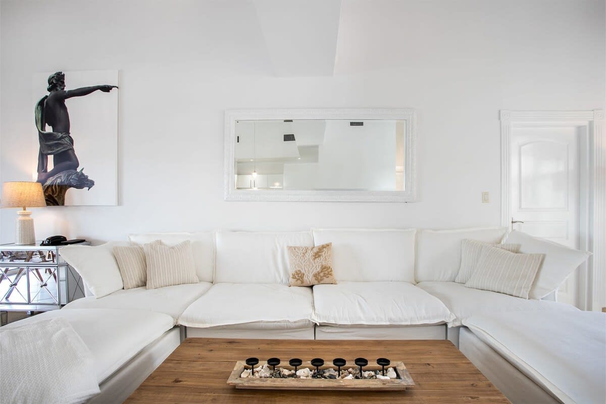 Marina 360, Top-Floor Waterfront Condo at Porto Cupecoy - Photo 5