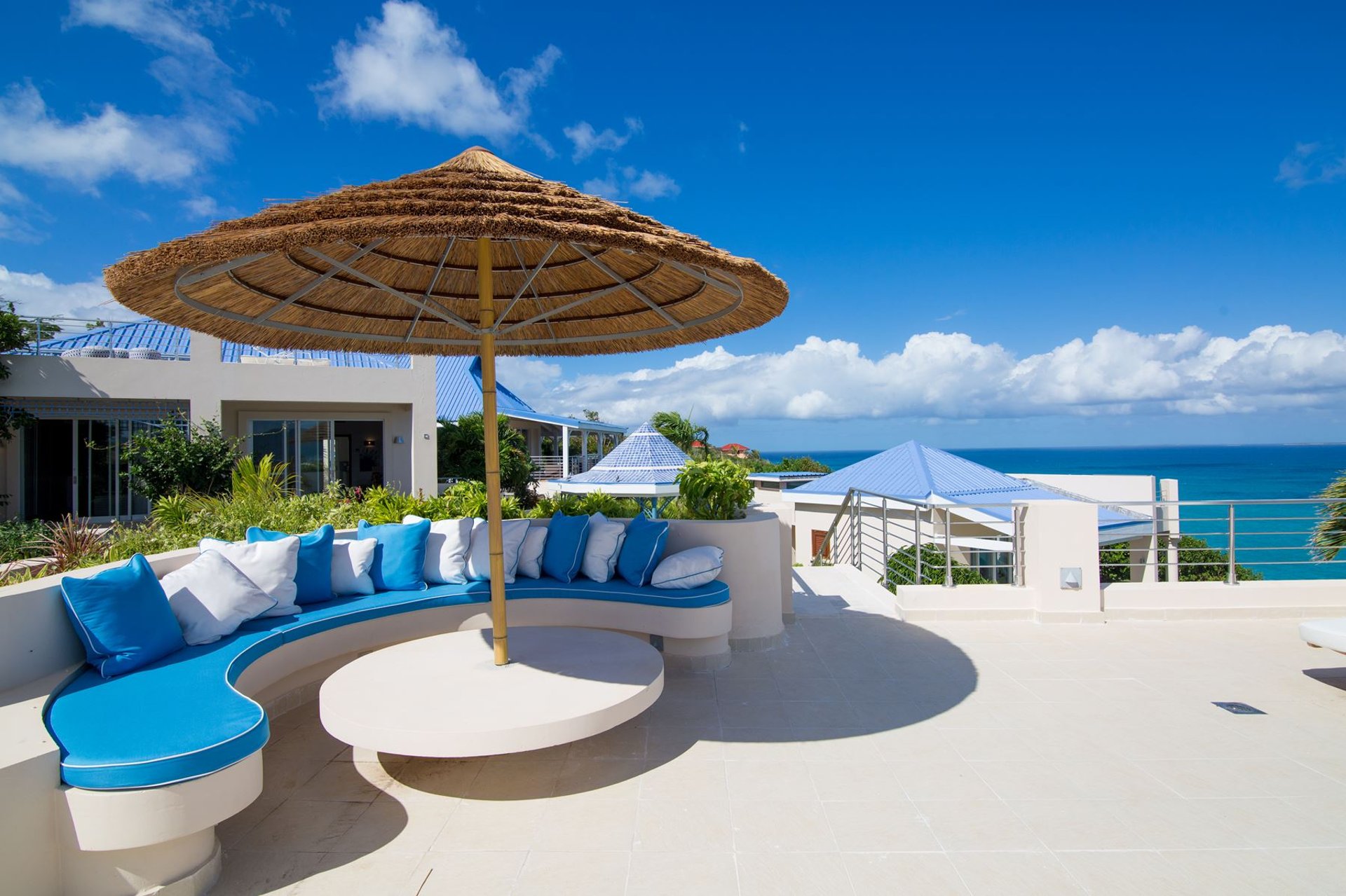 Mes Amis, A 13-Bedroom Cliff-Top Estate in Les Terres Basses - Photo 12